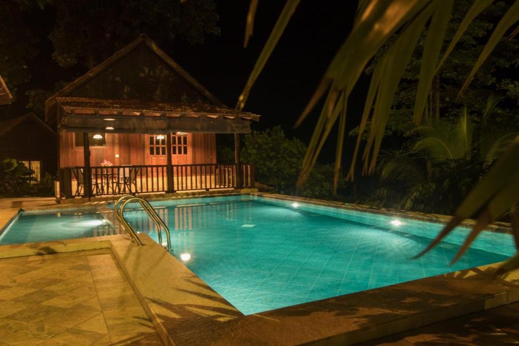 De Serenity - Exclusive Jungle Retreat Seremban Bagian luar foto