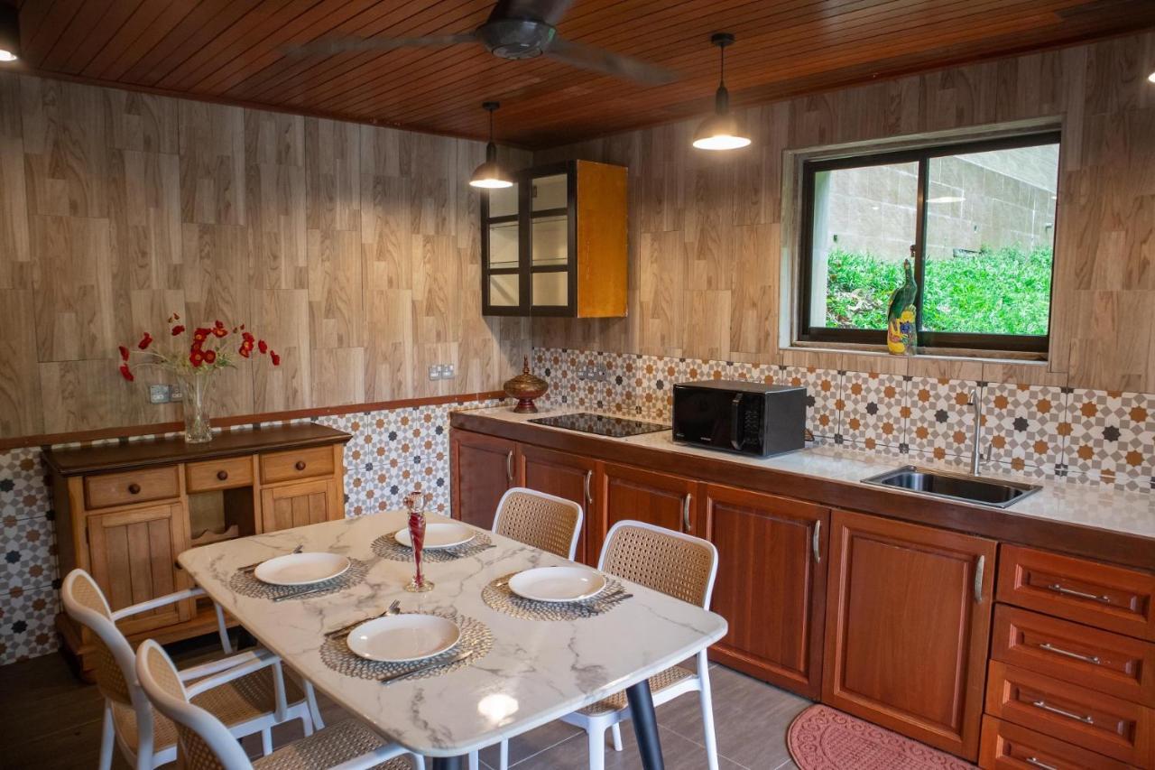 De Serenity - Exclusive Jungle Retreat Seremban Bagian luar foto