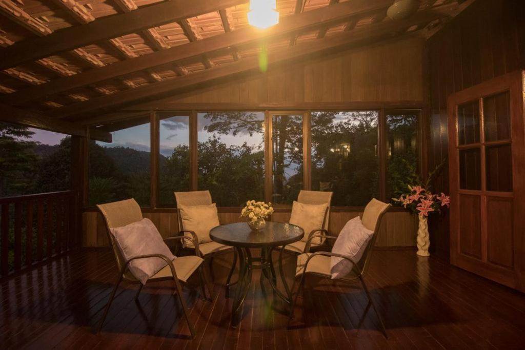 De Serenity - Exclusive Jungle Retreat Seremban Ruang foto